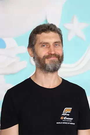 Евгеньев Аркадий